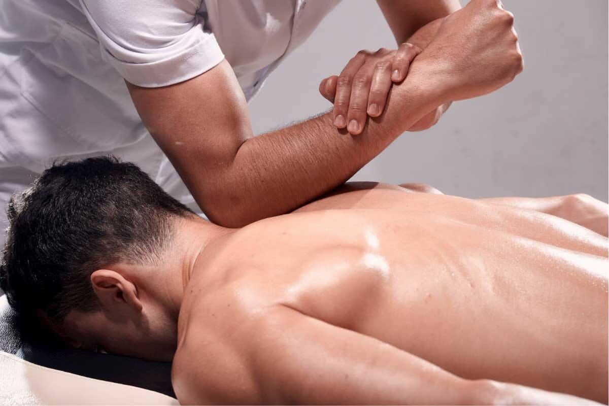 ویژگی ماساژ در منزل